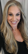 Load image into Gallery viewer, “Lola 7” Luxury Euro Wig