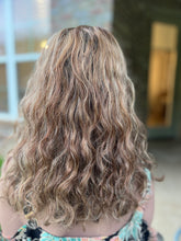 Load image into Gallery viewer, “Danity” 18”in Length Bronde Closure Lace Wig