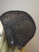 Load image into Gallery viewer, Sylvia Salt/Pepper Hat Wig Sale Clearance M